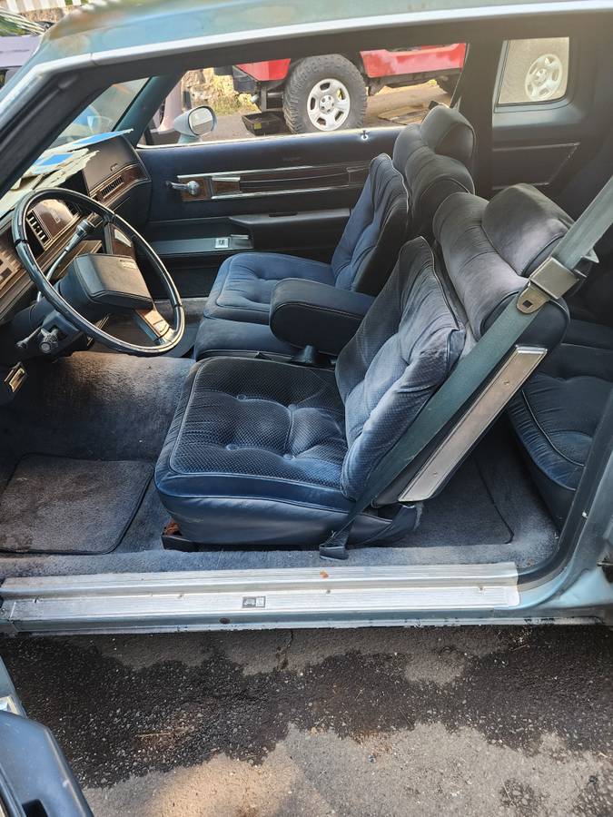 85-cutlass-supreme-1985-blue-5