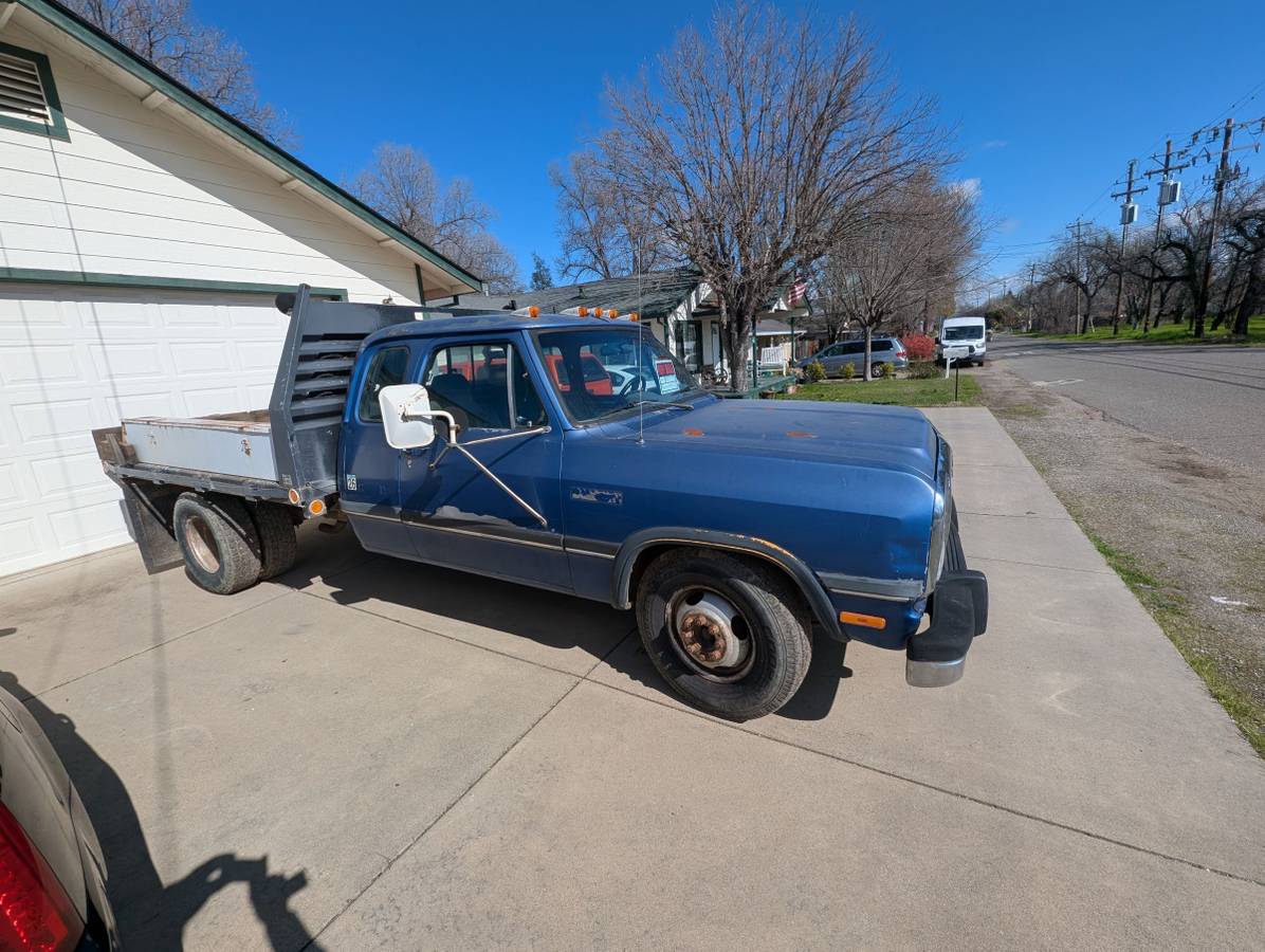 93-dodge-3500-diesel-1993-blue-5