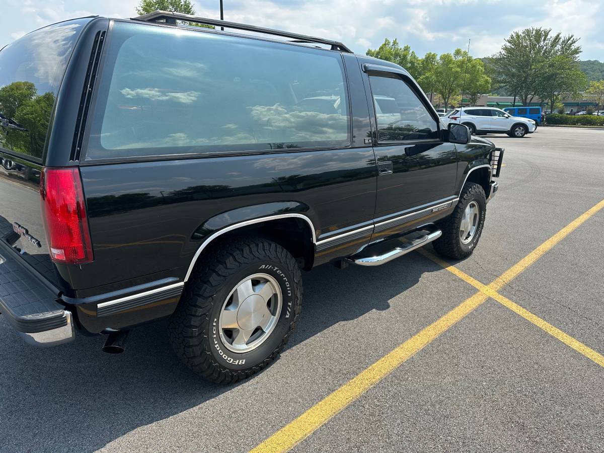 93-gmc-yukon-sle-1993-black-3