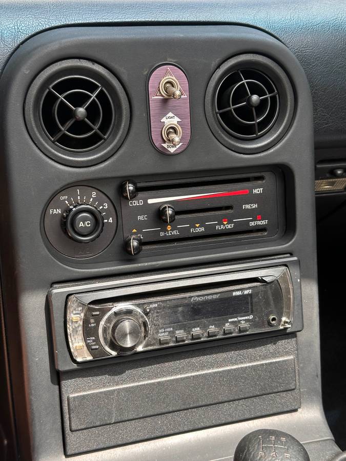 93-mazda-miata-mx5-1993-white-1