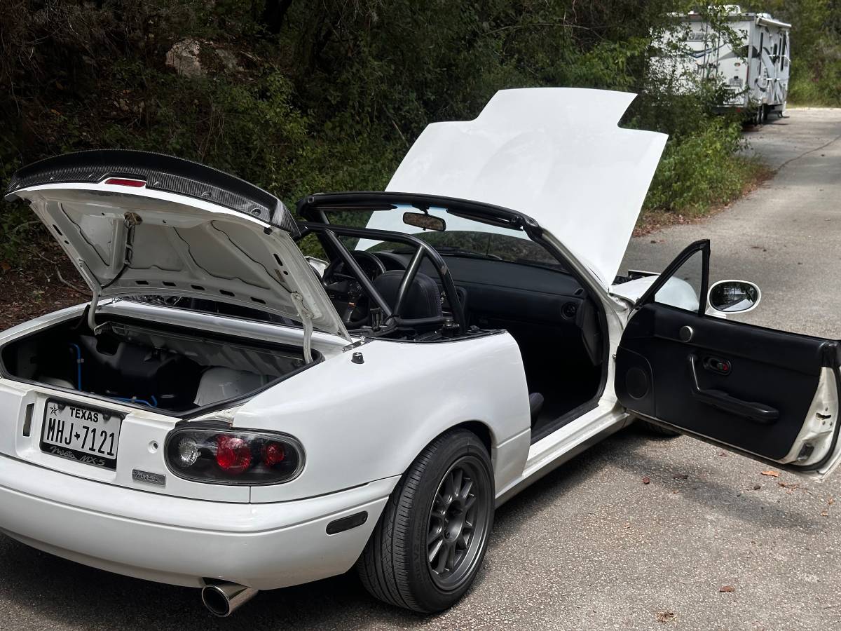 93-mazda-miata-mx5-1993-white-4