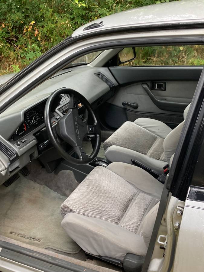 Acura-integra-rs-1987-silver-1