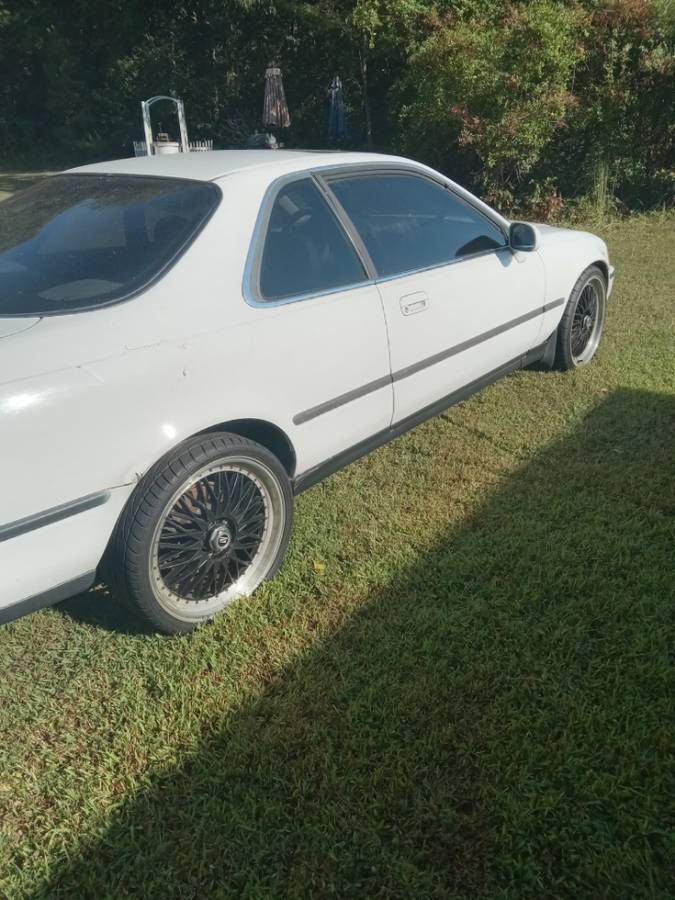 Acura-legend-1992-white-4