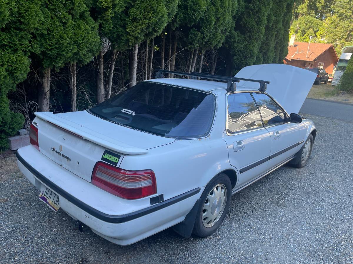 Acura-vigor-1993-white-9