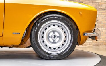 Alfa-Romeo-GTV-1750-1971-Coupe-21