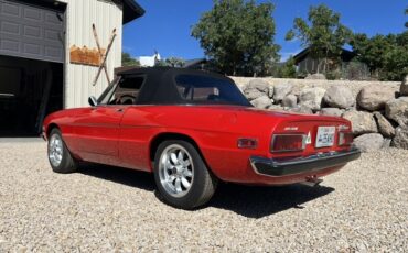 Alfa-Romeo-Spider-1972-Convertible-1