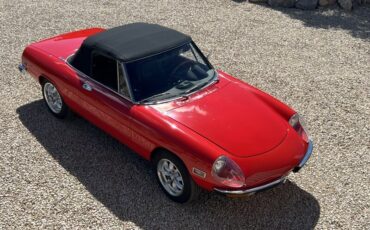 Alfa-Romeo-Spider-1972-Convertible-4