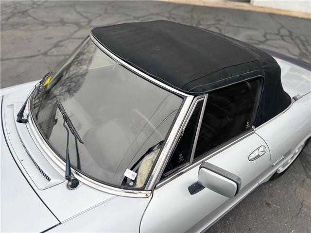 Alfa-Romeo-Spider-Quadrifoglio-1987-24