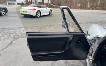 Alfa-Romeo-Spider-Quadrifoglio-1987-25