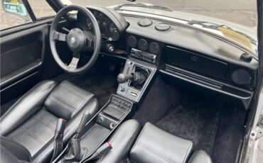 Alfa-Romeo-Spider-Quadrifoglio-1987-32