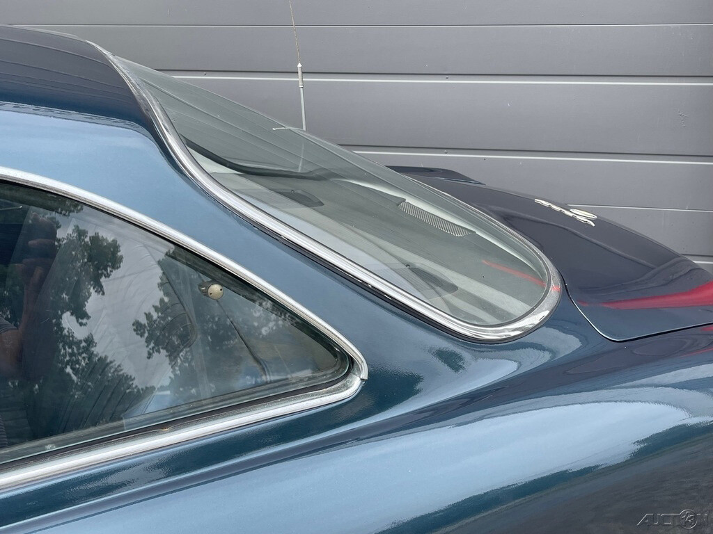 Alfa-Romeo-Sprint-2600-1966-Coupe-11
