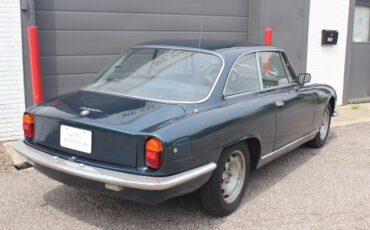 Alfa-Romeo-Sprint-2600-1966-Coupe-2