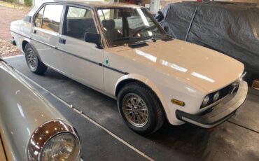 Alfa-romeo-1978-white-6