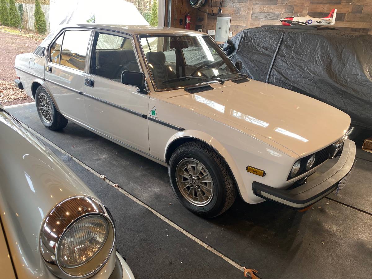 Alfa-romeo-1978-white-6