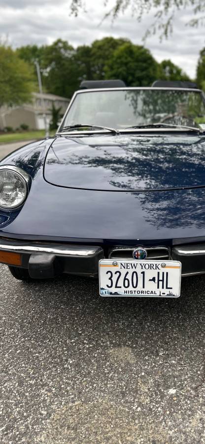 Alfa-romeo-spider-1974-blue-1