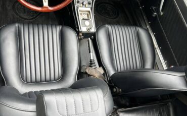 Alfa-romeo-spider-1974-blue-4