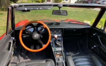 Alfa-romeo-spider-1985-red-3