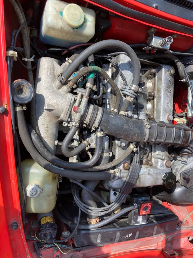 Alfa-romeo-spider-1985-red-6