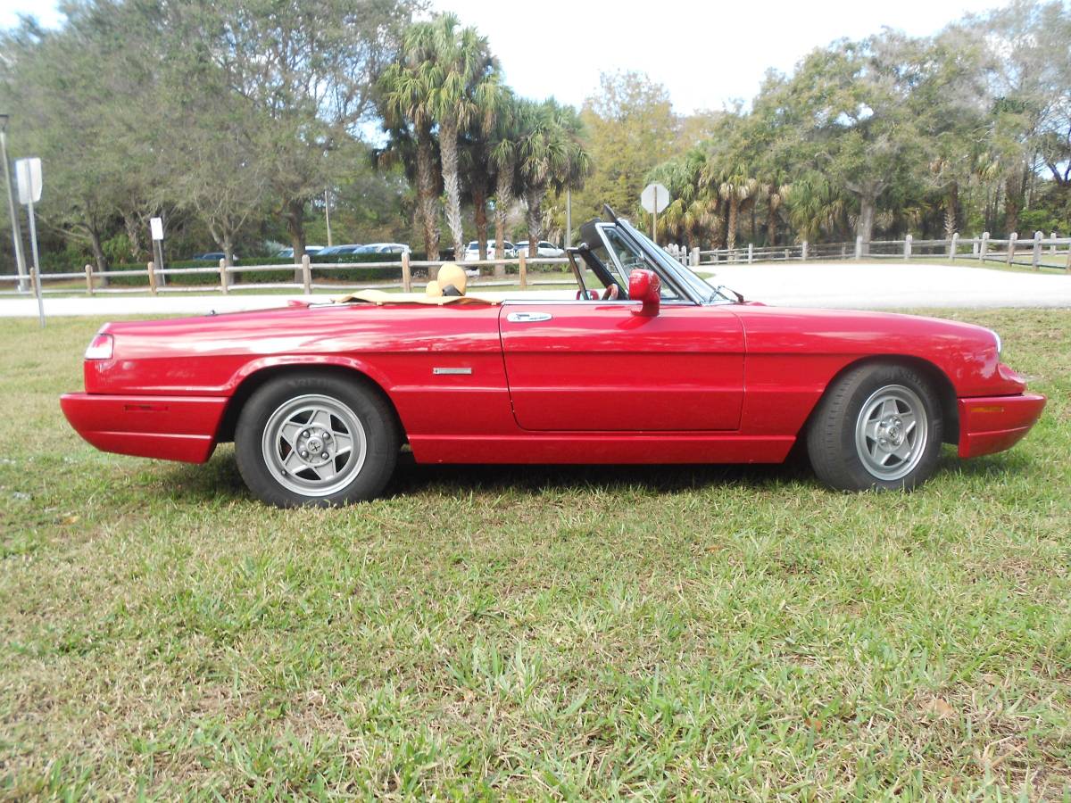 Alfa-romeo-spider-1991-red-3