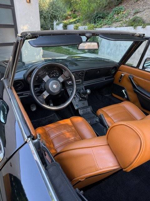 Alfa-romeo-spider-graduate-1989-11