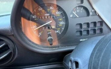 Alfa-romeo-spider-graduate-1989-23