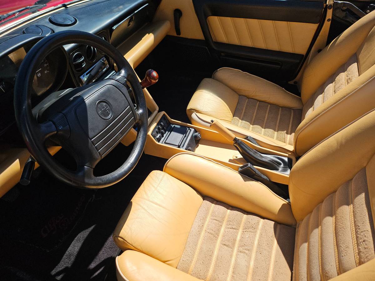 Alfa-romeo-spider-veloce-1991-red-4