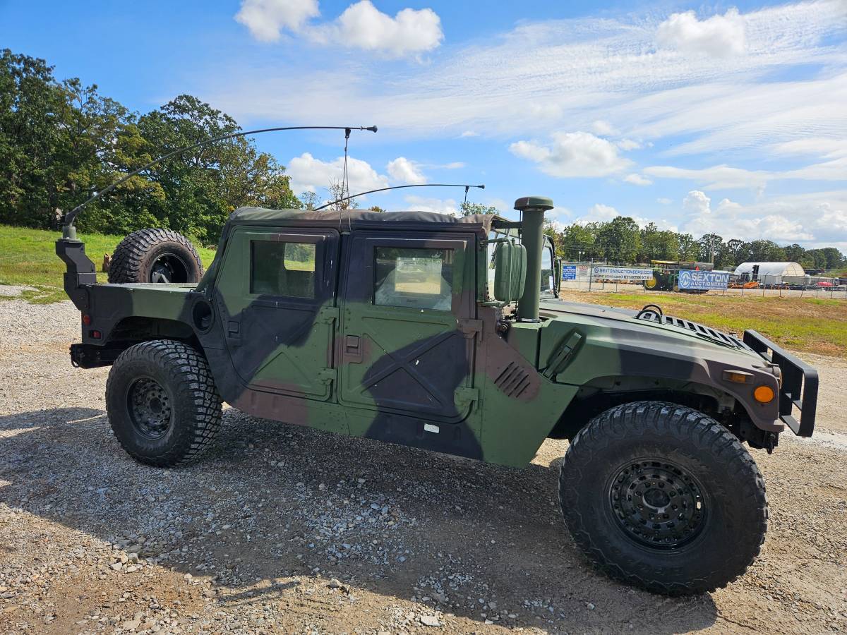 Am-general-998-diesel-1989-1