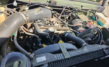 Am-general-998-diesel-1989-13