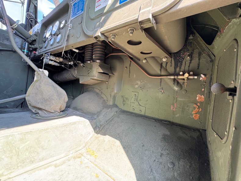 Am-general-M35a2-1986-OD-Green-Olive-Green-12