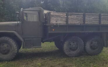 Am-general-diesel-1971-green-1