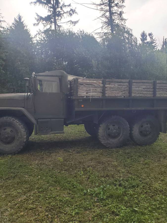 Am-general-diesel-1971-green-1