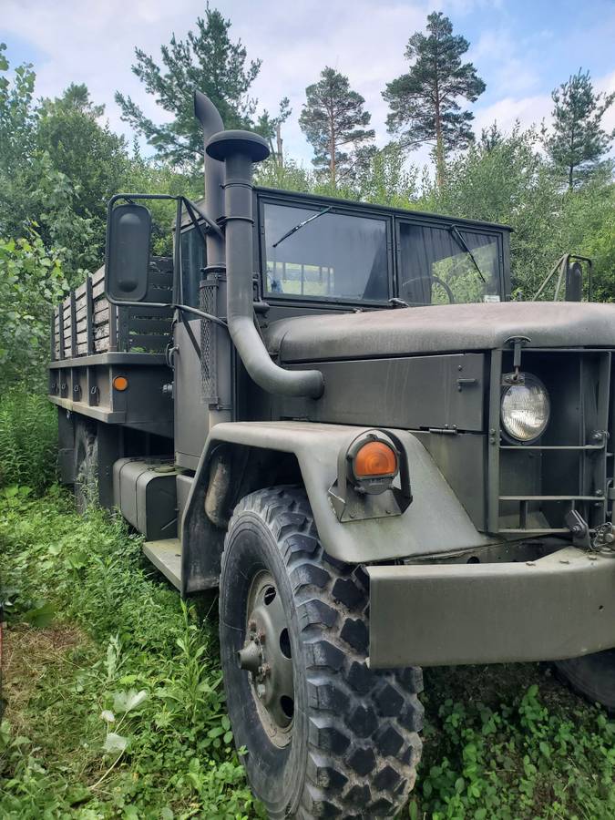 Am-general-diesel-1971-green-2