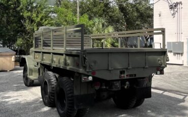Am-general-m35a2-1981-green-2