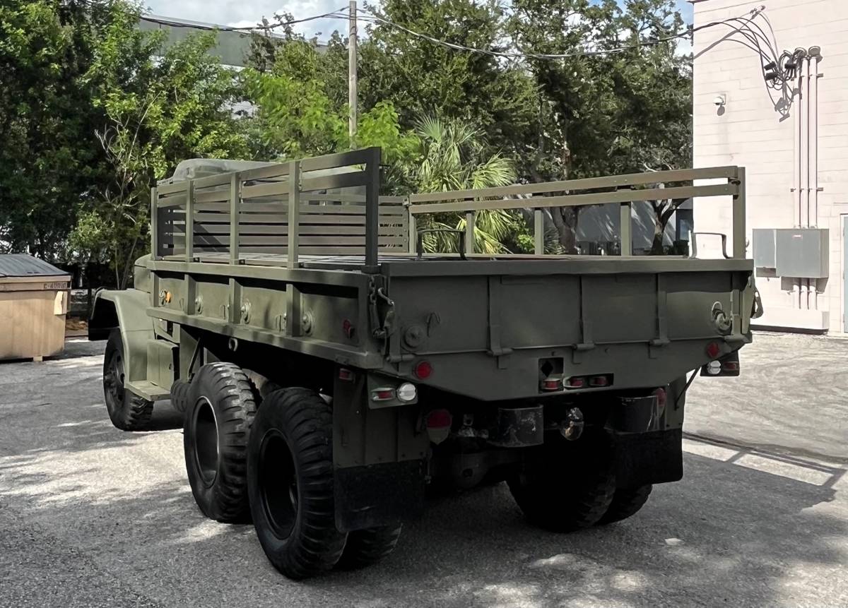 Am-general-m35a2-1981-green-2