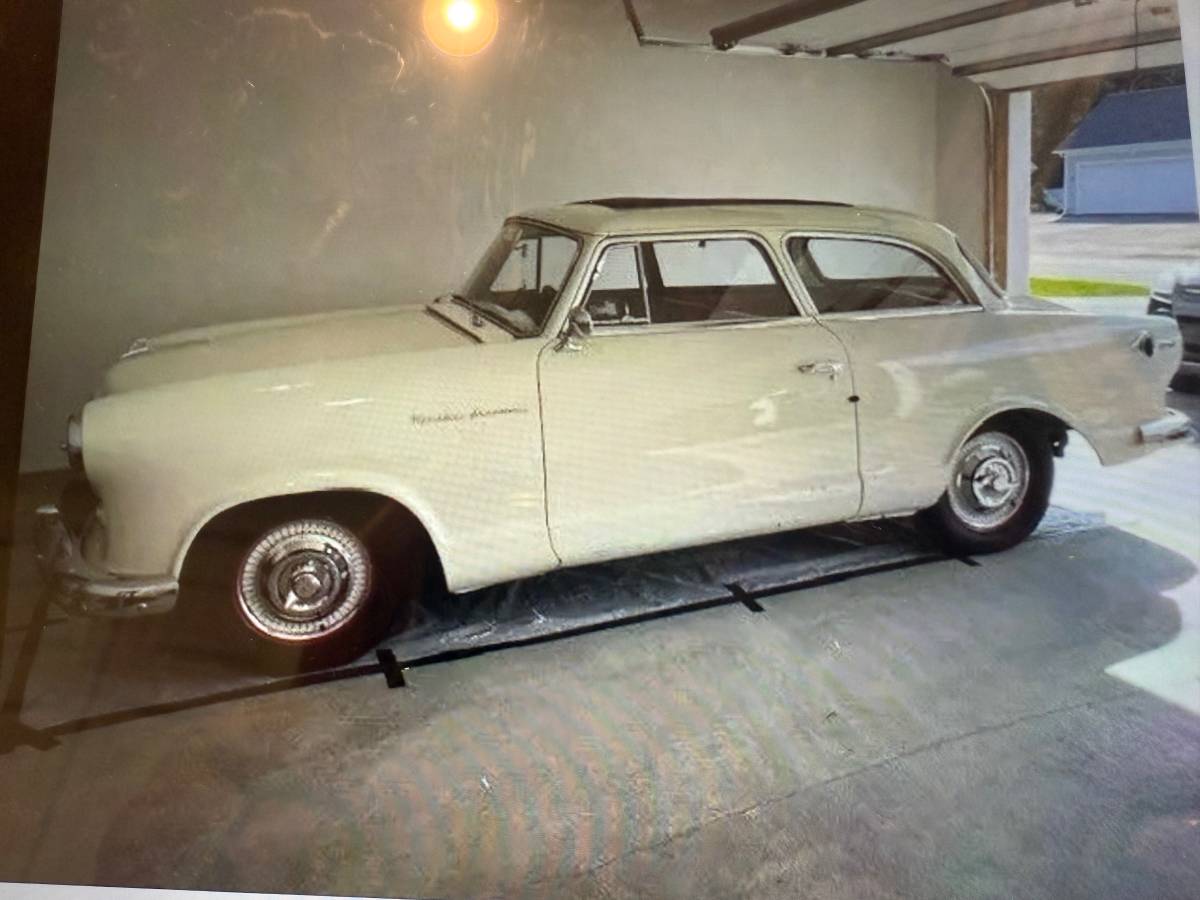 Amc-rambler-american-1958-white