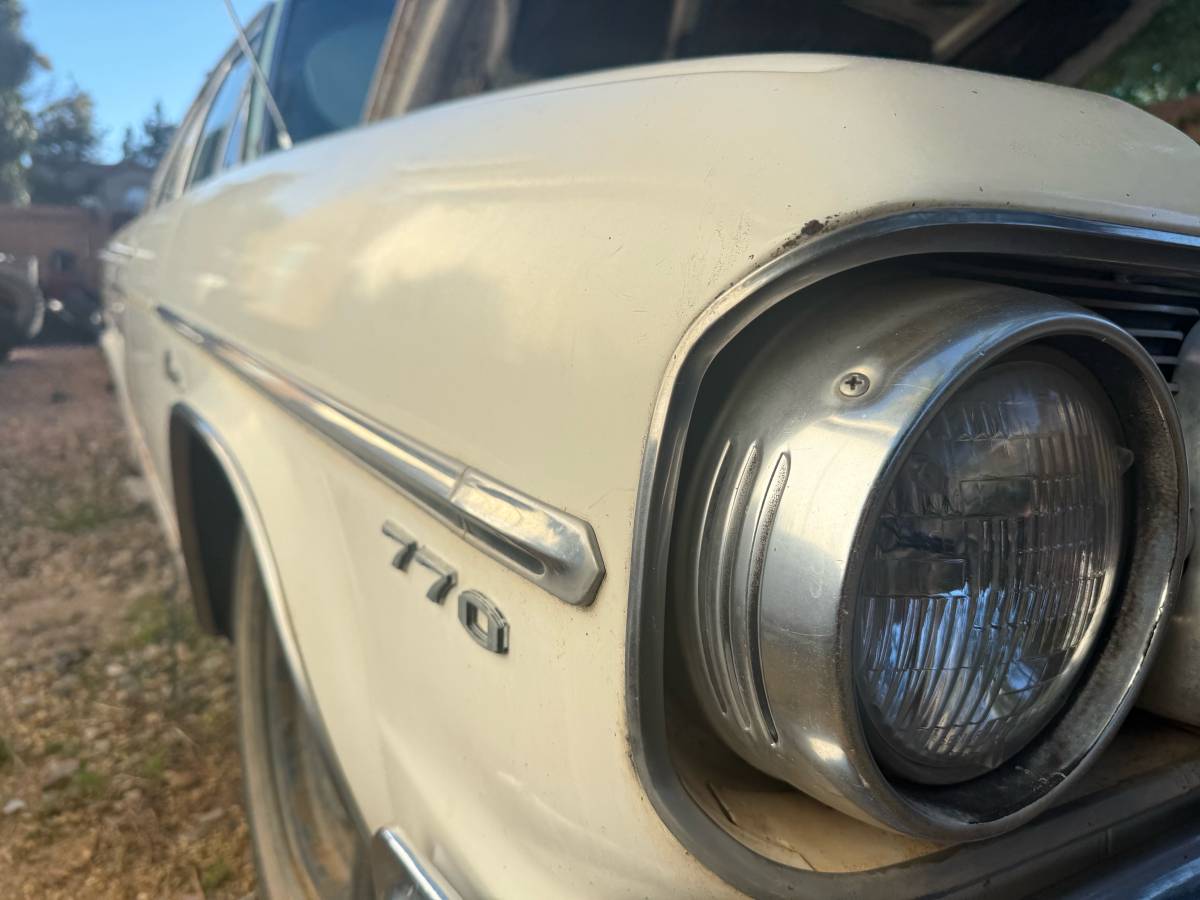 Amc-rambler-cross-country-770-1965-white-11