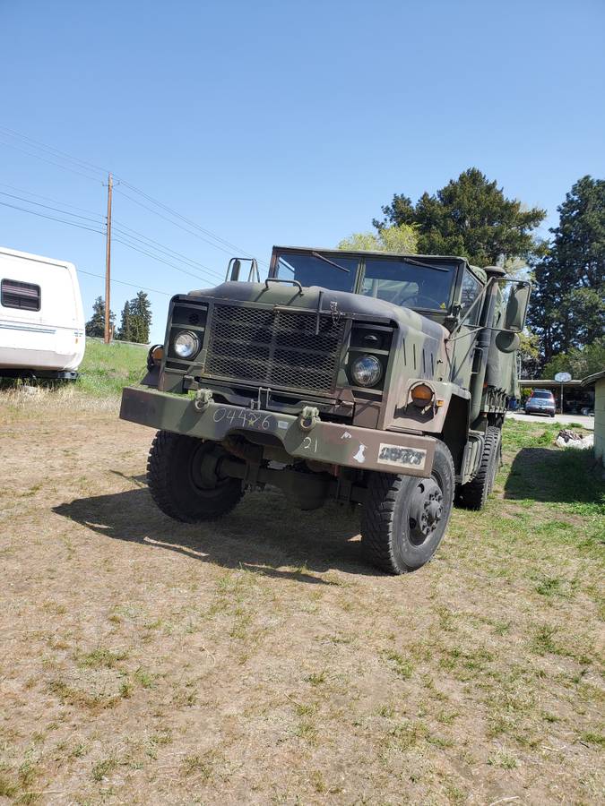 American-general-diesel-1984-green-4