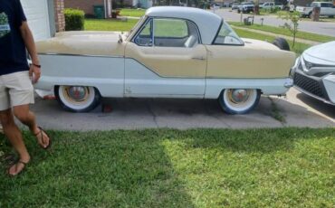 American-motors-metropolitan-1960-yellow-6