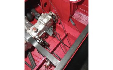 Amphicar-770-1964-red-white-and-gray-19
