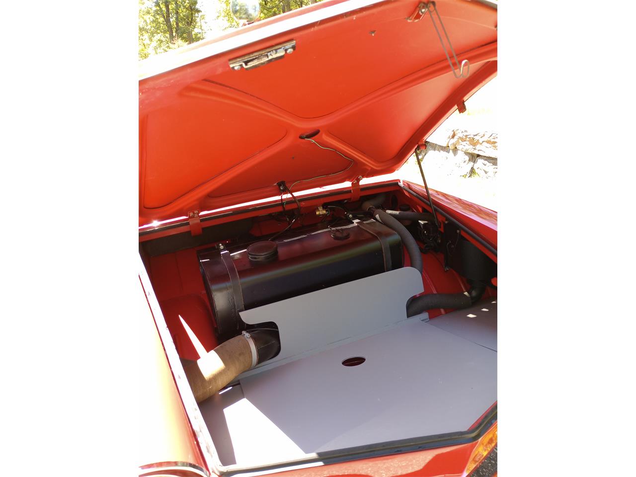 Amphicar-770-1964-red-white-and-gray-5