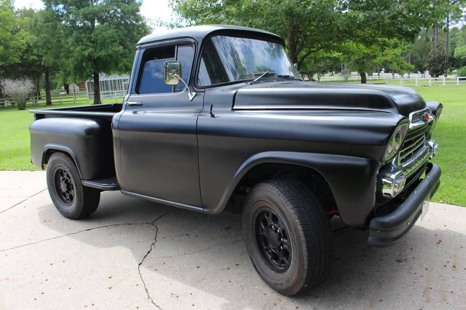 Apache-4-wd-stepside-1959-black-12