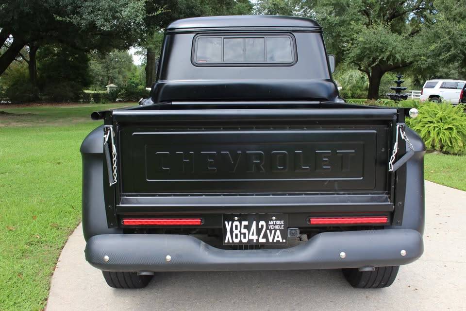 Apache-4-wd-stepside-1959-black-3