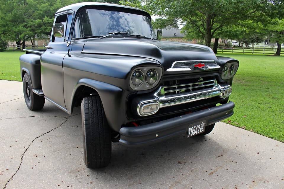 Apache-4-wd-stepside-1959-black