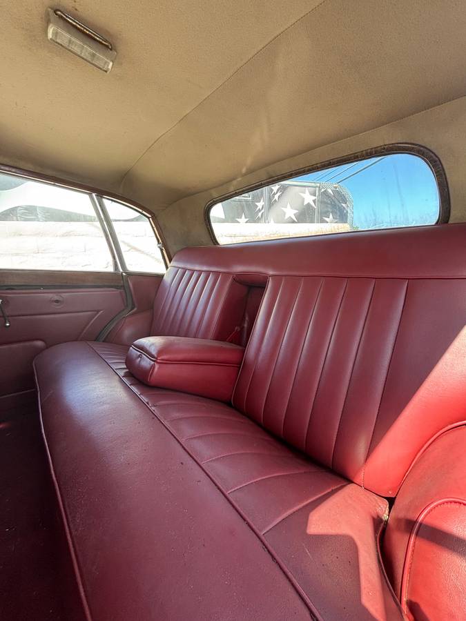 Armstrong-siddeley-star-sapphire-1954-red-4