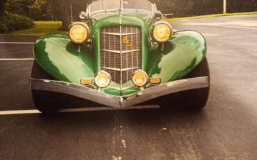 Auburn-speedster-1937-green-4