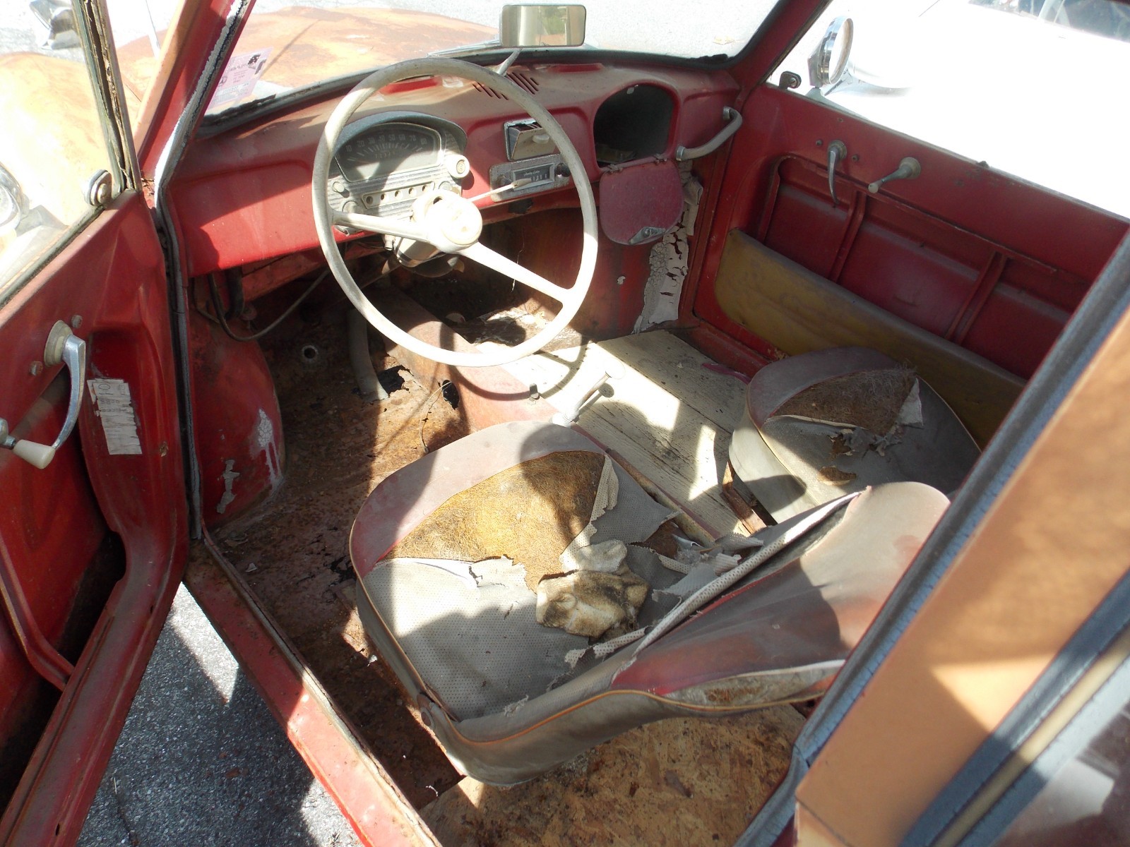 Audi-100-1960-Coupe-10