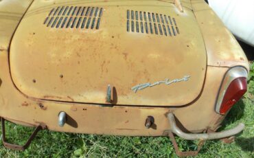Audi-100-1960-Coupe-7