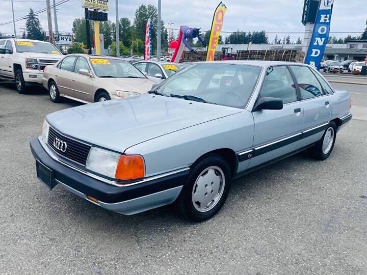 Audi-100-custom-1990-blue-1