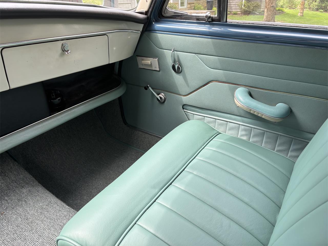 Austin-A99-1961-blue-green-blue-35