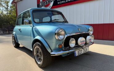 Austin-Mini-1971-Coupe-1